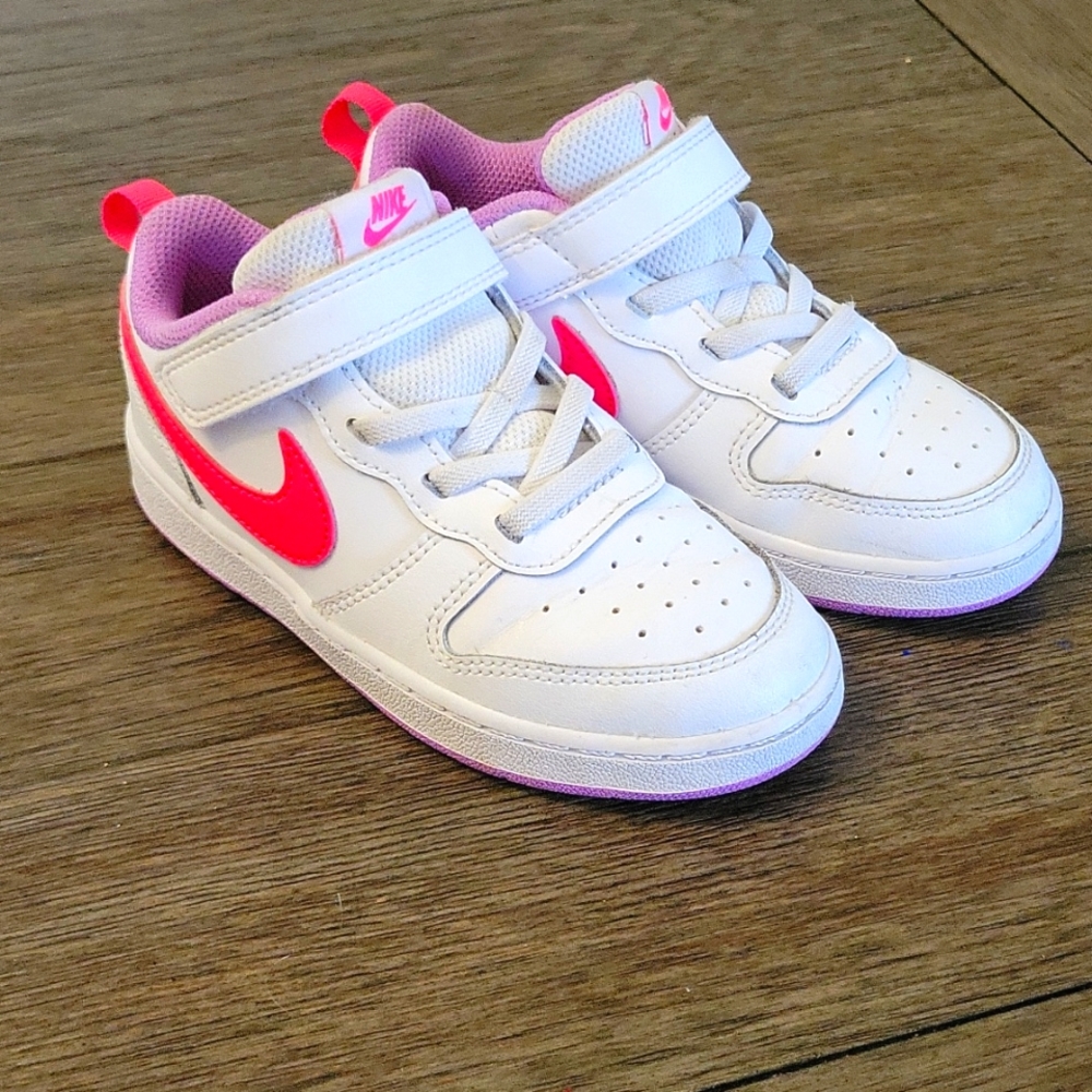 Girls Nike Court Borough Low 2 Shoes. Size 10c. White, pink, and purple.